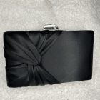 Bolso de fiesta raso negro con plateado Edurne